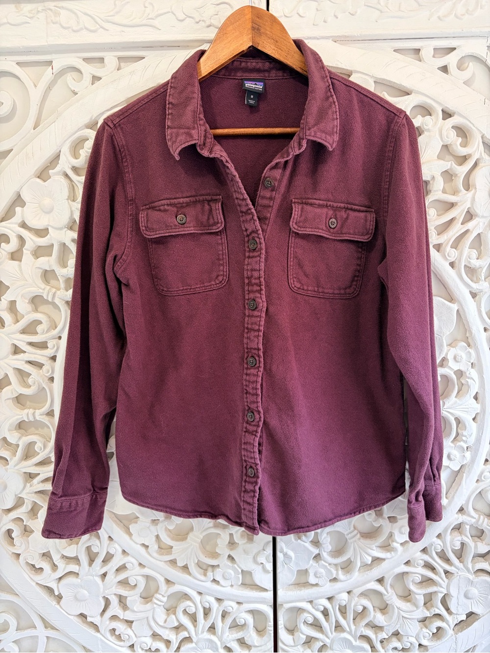 Patagonia Fjord Flannel Shirt Women’s M Organic Cotton Plum Button Up